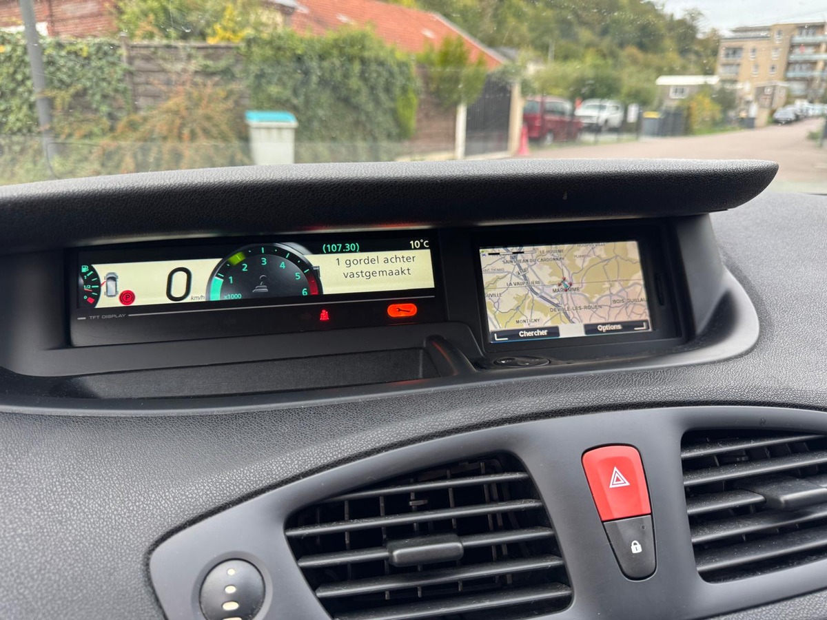 RENAULT Scenic III 1.5 dCi 110 15th - GPS - Distribution neuve - Garantie