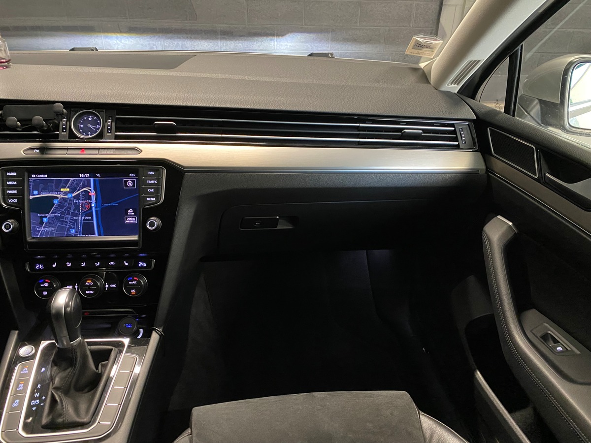 Volkswagen Passat 2.0 bi-tdi 240ch 4 Motion DSG7