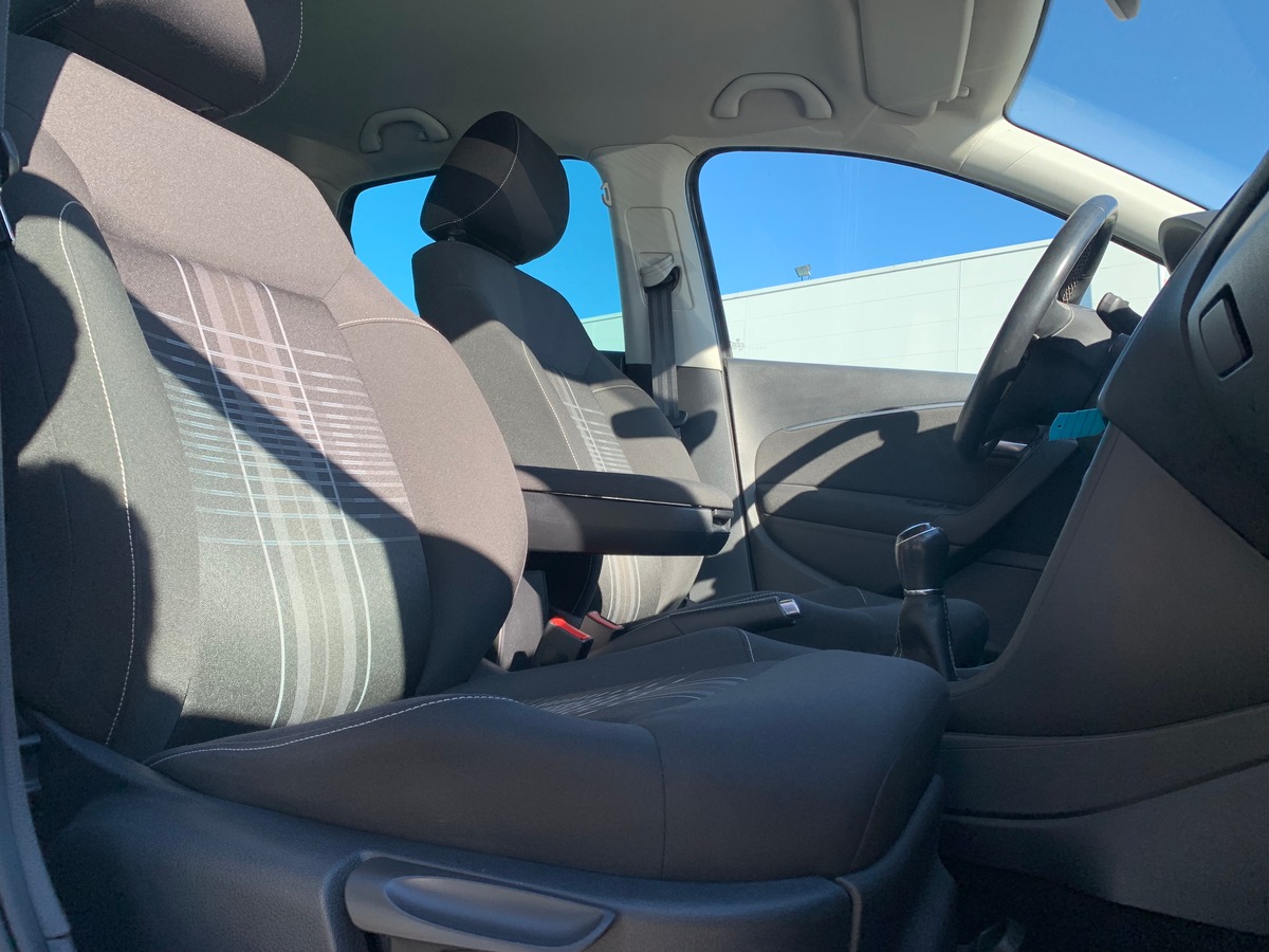 Volkswagen Polo 90 ch | Lounge | Mirror Link | Régulateur de vitesse | GPS | Radar avant et arriére