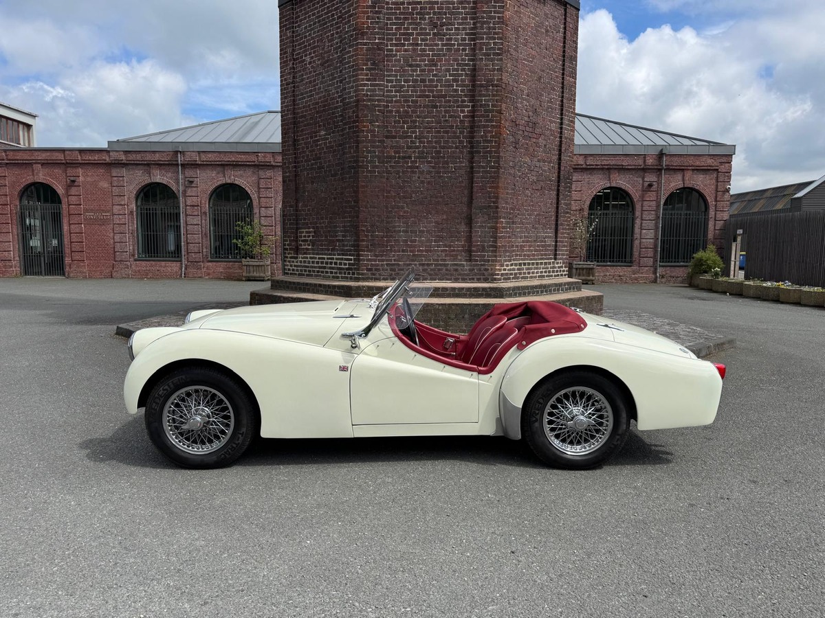 Triumph TR 3 "Petite bouche" 2.0 100cv 1957