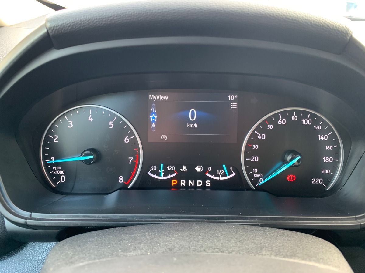 Ford EcoSport 125 | ST-LINE | Caméra de recul | Apple Car play | Régulateur de vitesse | Attelage