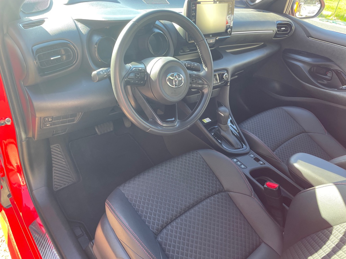 Toyota Yaris IV Hybride (116 ch)