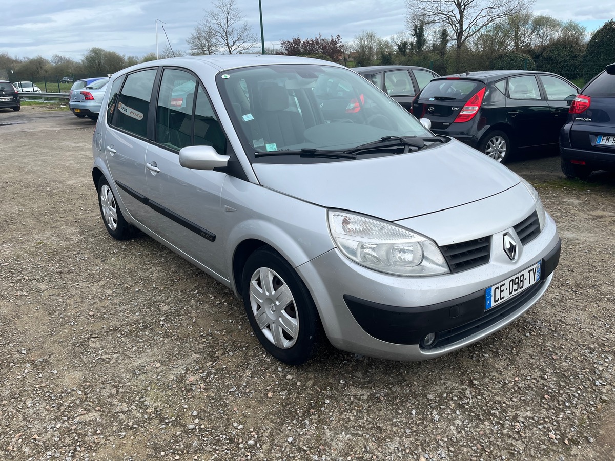 RENAULT Scenic 1.9 dci 168533KM