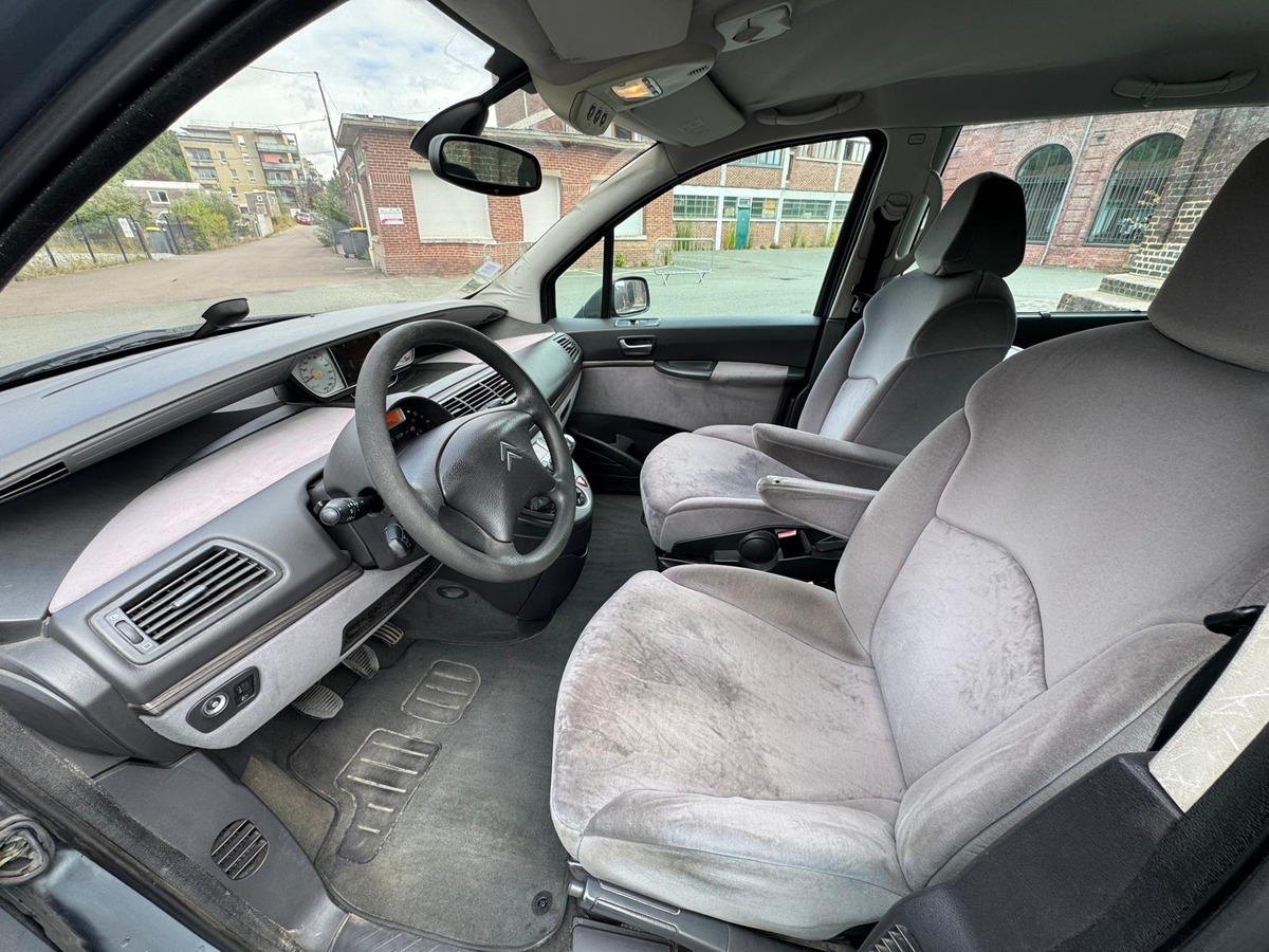 Citroën C8 2.0 HDI 120- 7 Places- Distribution neuve