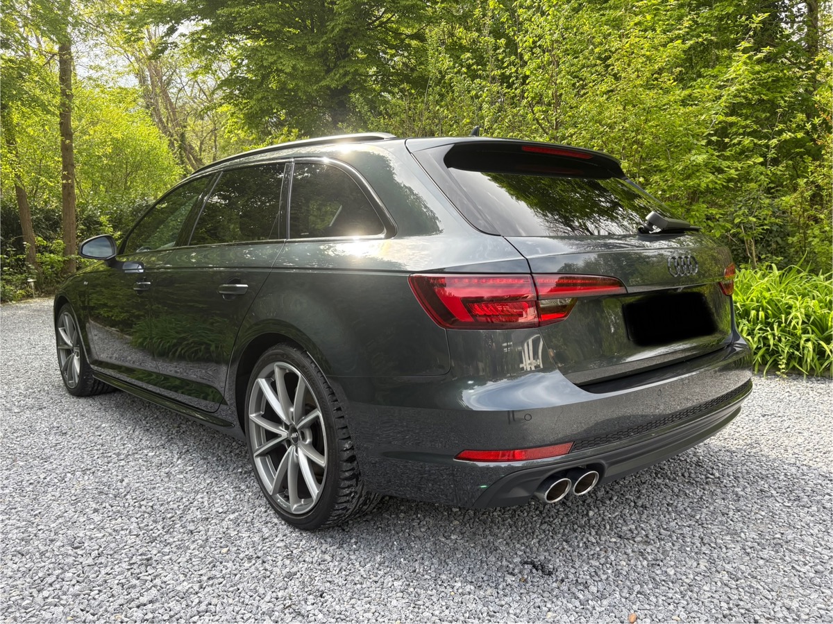 Audi A4 3.0 TDI S LINE QUATTRO