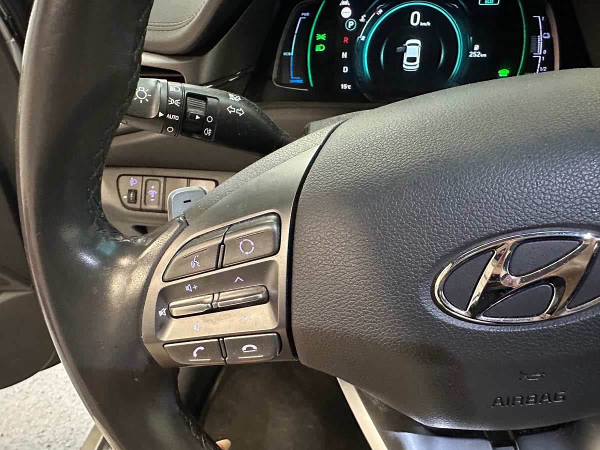 Hyundai Ioniq 1.6 HYBRID 141 CREATIVE