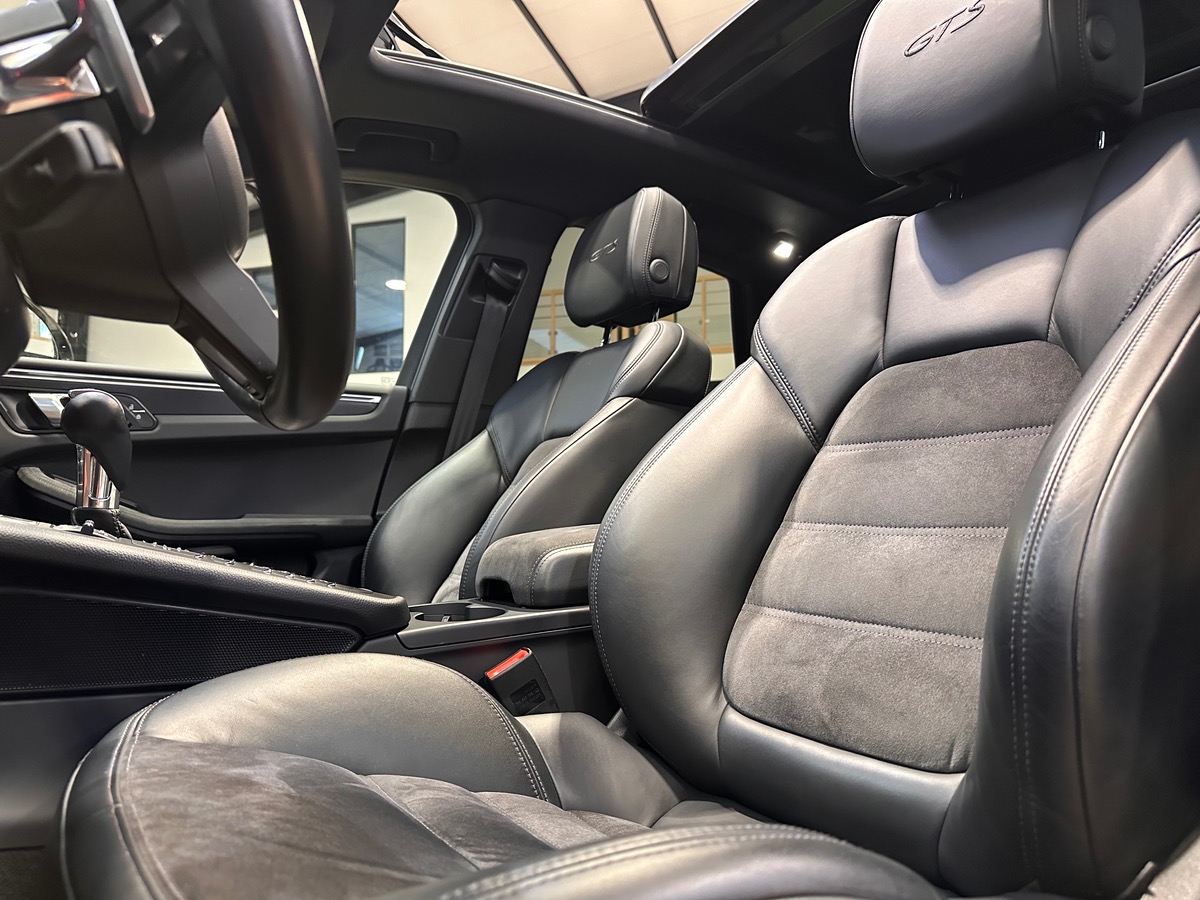 Porsche Macan GTS 380 ch - ATTELAGE - GARANTIE APPROVED 2 ANS