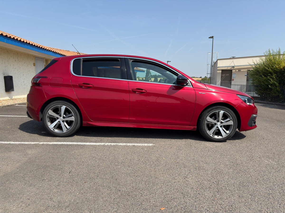 Peugeot 308 Peugeot 308 phase II - GT Line - 130ch - EAT 8