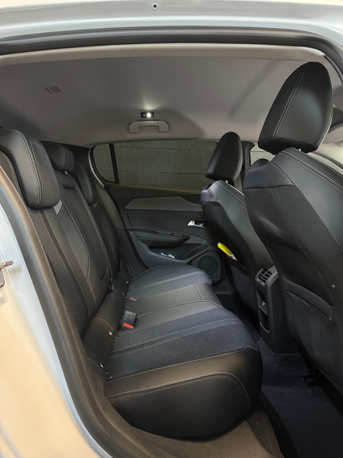 Peugeot 308 1.5 BLUE HDI 130 ALLURE PACK GARANTIE 06/2027