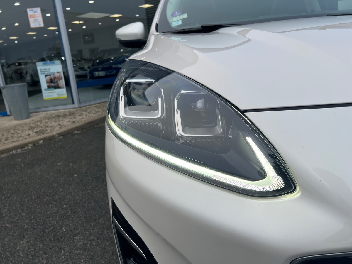 Ford KUGA PHEV 225 ch | VIGNALE | Toit Panoramique | Attelage | Roue secours | Pack Technologique