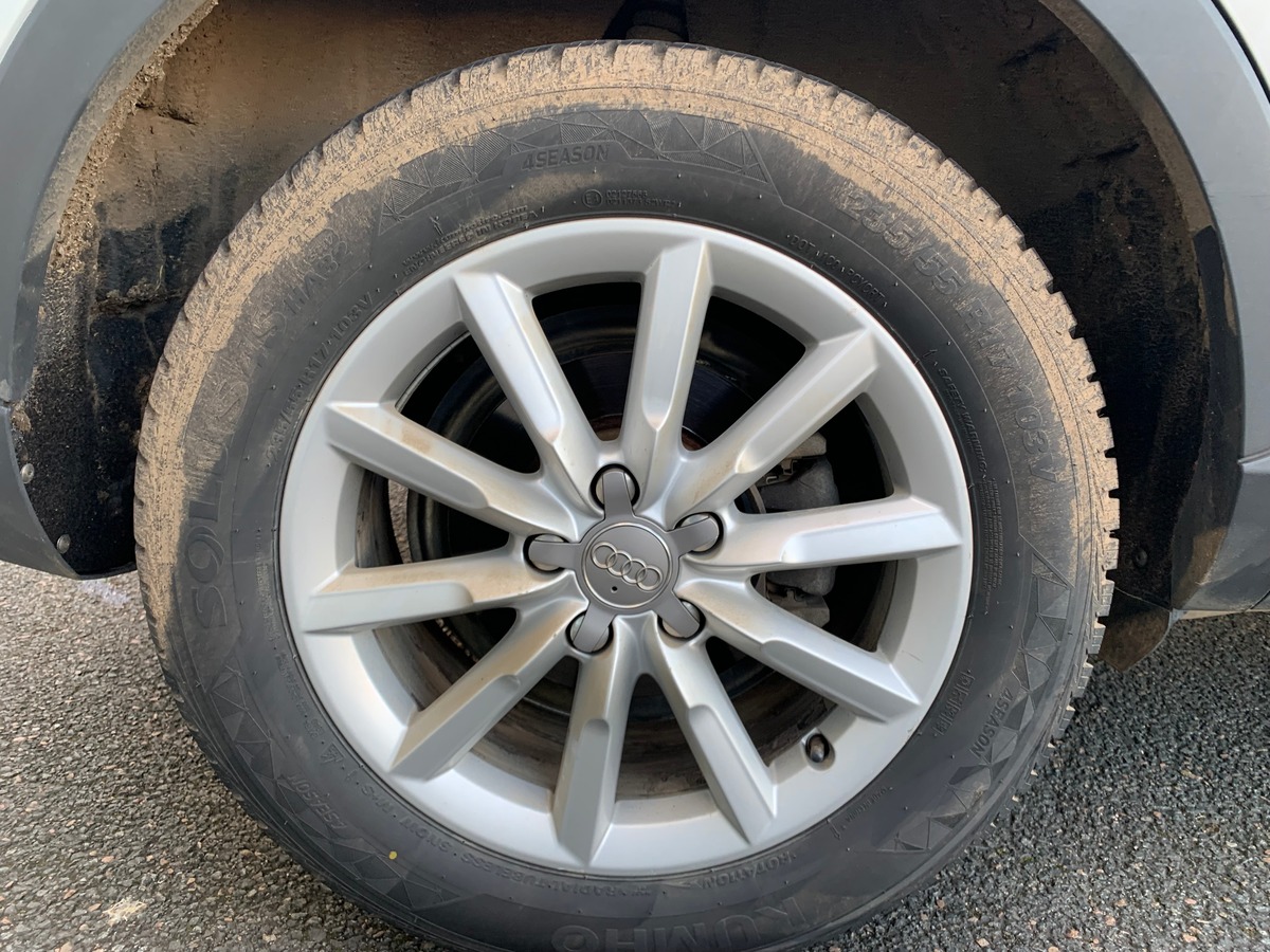 Audi Q3 177 | Sport design | Radar stationnement avant arriére | Régulateur vitesse | Attelage | Gps