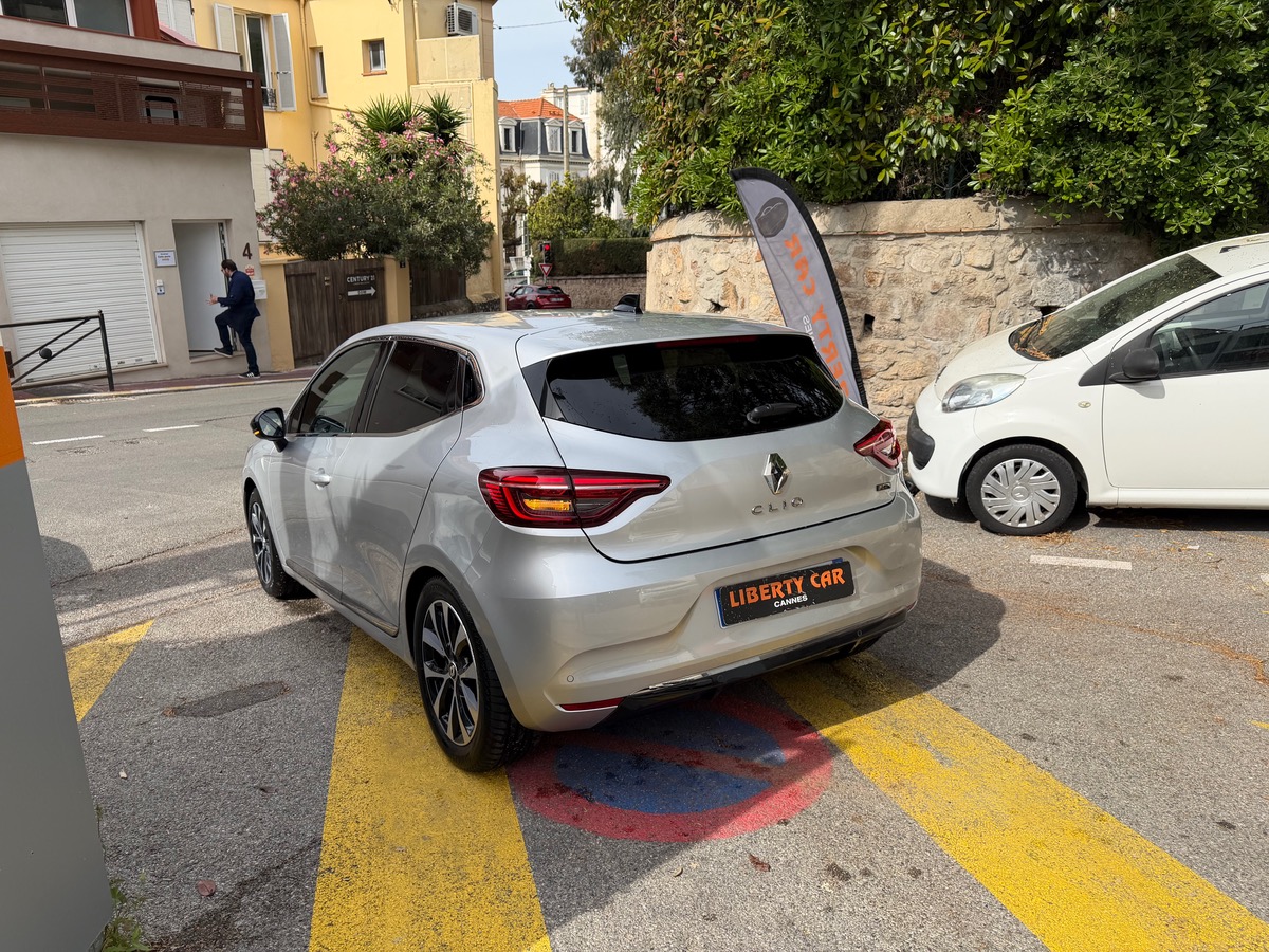 RENAULT Clio V E-TECH 1.6 i 145 CV Hybrid / Intens / CarPlay / Caméra / KM Réel