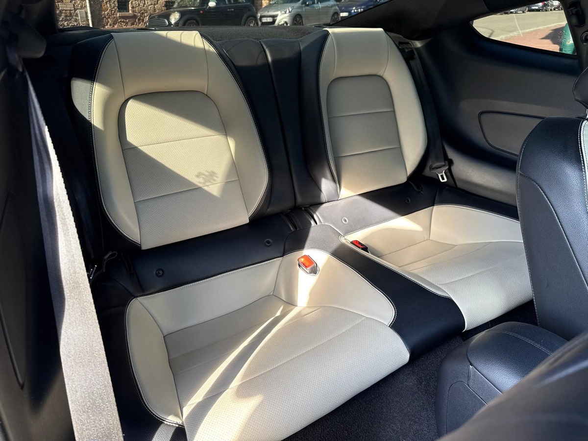 Ford Mustang Fastback - 2.3L Ecoboost