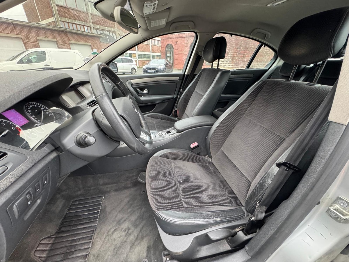 RENAULT Laguna III 2.0 turbo boite automatique Privilège - Garantie