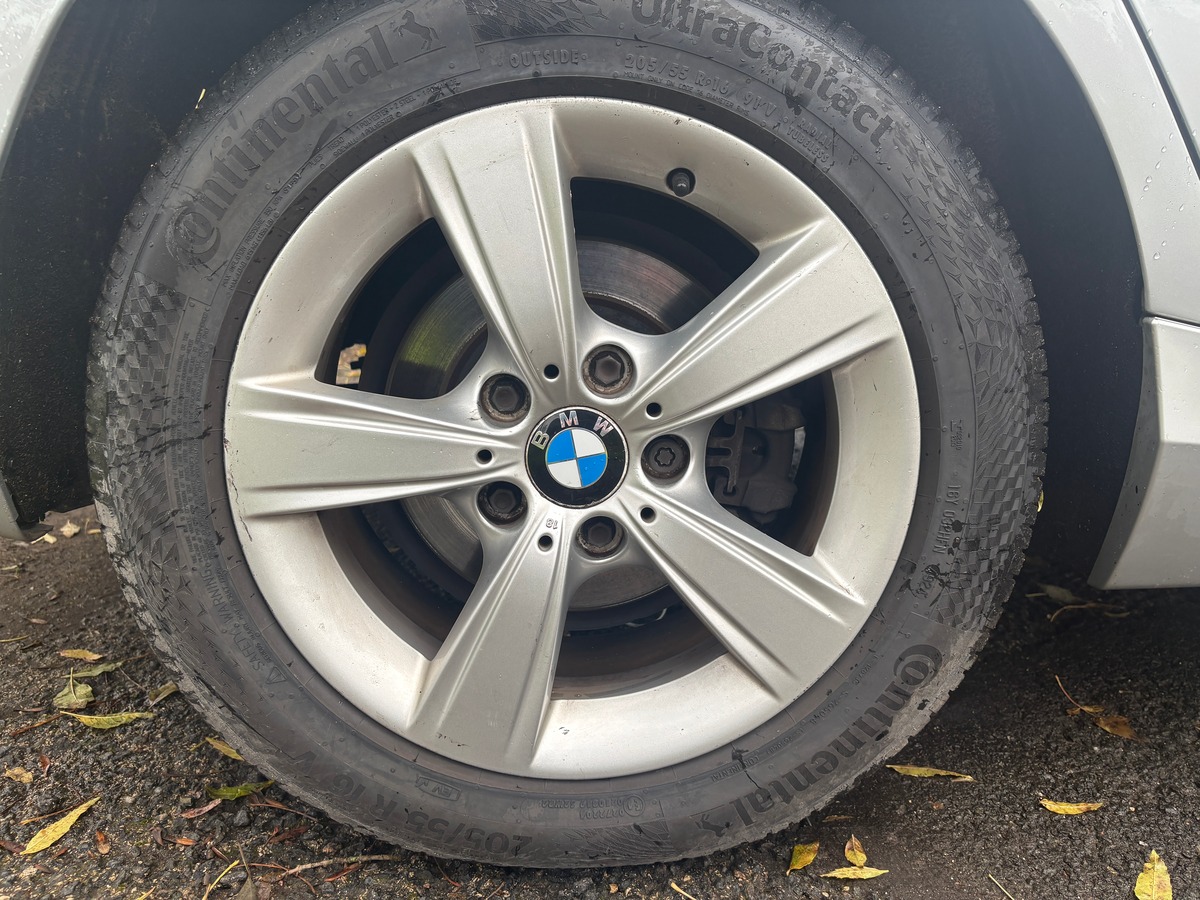 Bmw Série 1 118 d 143 ch - VERSION SPORT
