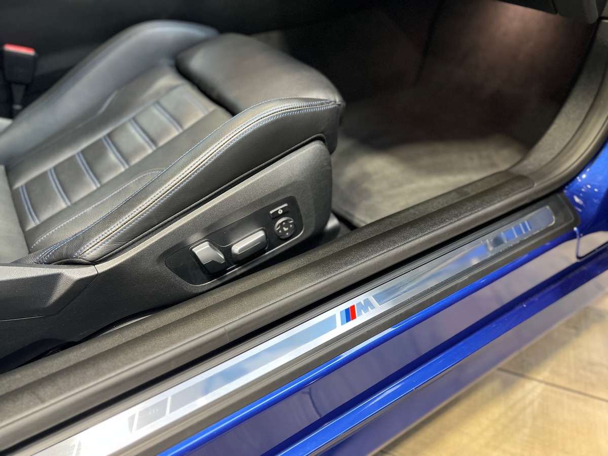 Bmw Série 4 (G22) COUPE 420D 190 M SPORT BVA8 /PORTIMAO BLUE/TOIT PANO/HUD