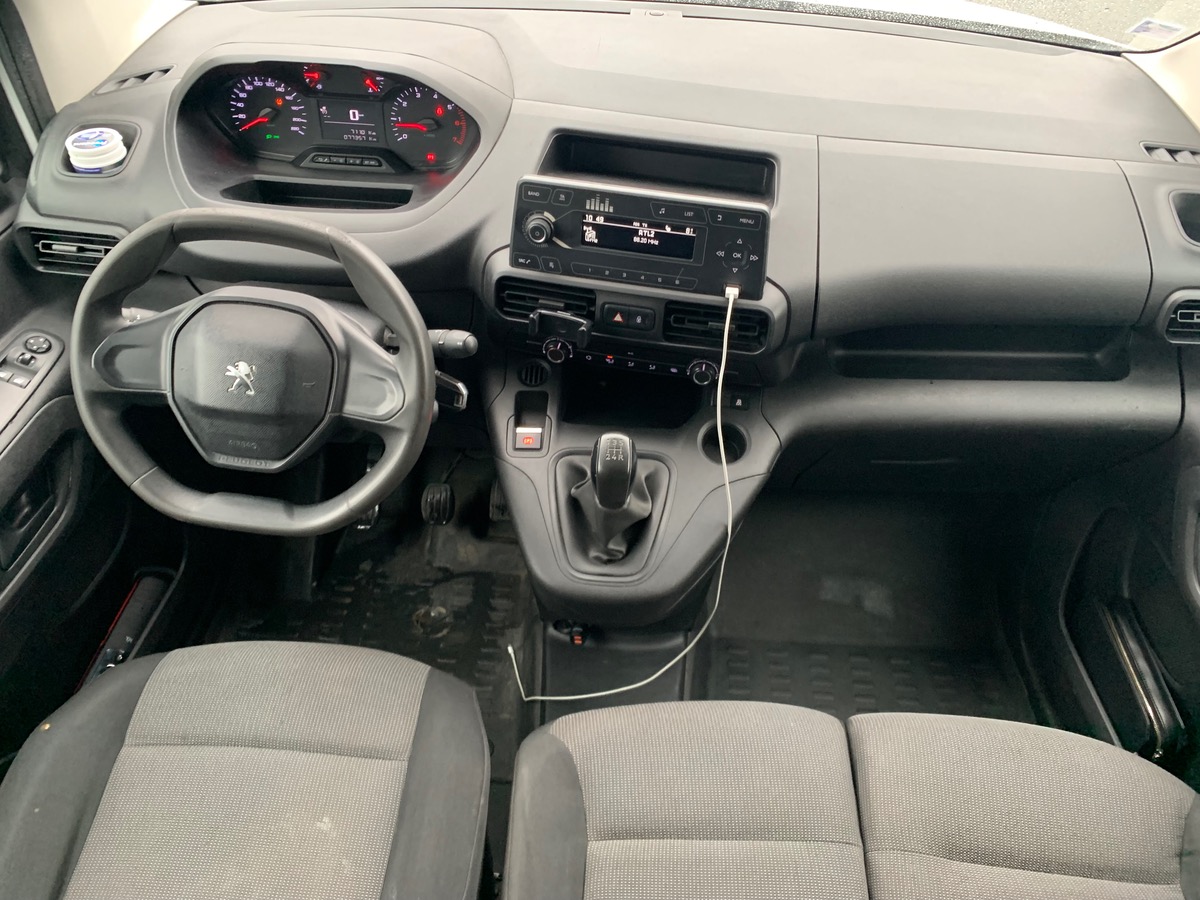 Peugeot Partner 100 ch | PREMIUM | Régulateur de vitesse | Radar de recul | Climatisation | 3 places