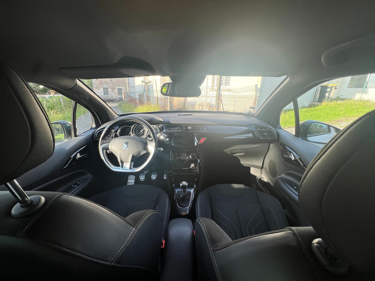 Citroën DS3 1.2 Puretech 130 ch  Finition SPORT - Aucun frais à prévoir - Historique Complet