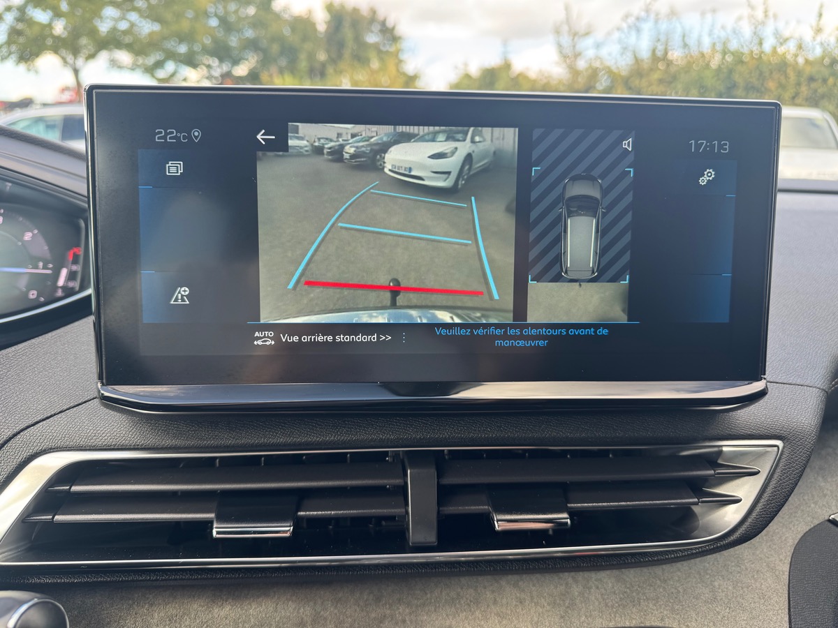 Peugeot 5008 1.5 BHDI 130CH EAT8 GT + ATTELAGE