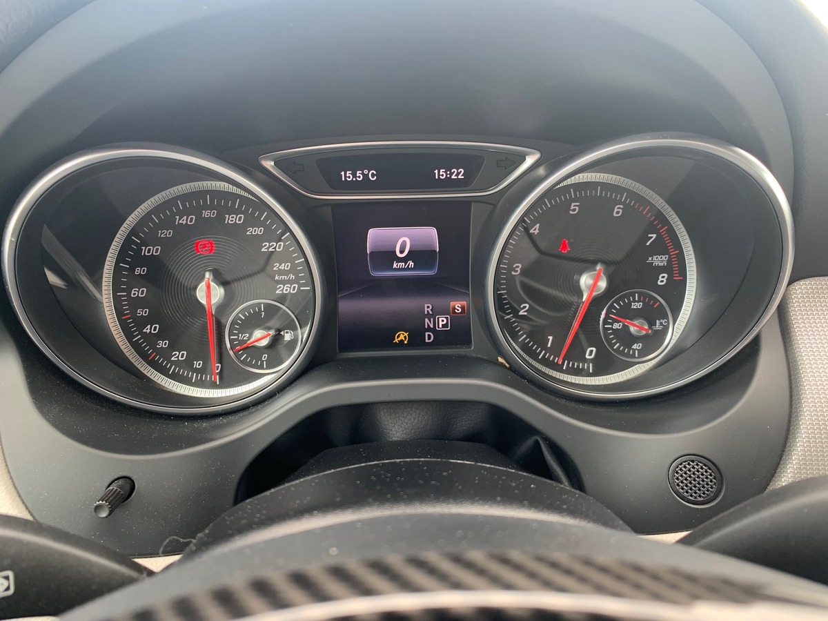 Mercedes-Benz CLA SENSATION | Dernier entretien constructeur à 62479 kms avec vidange Boite vitesse