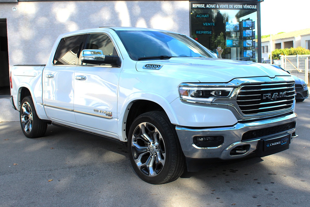 Dodge RAM CREW CAB 1500 5.7 V8 396 ch LARAMIE EDITION LONGHORN / RAM BOX / CARPLAY / ATTELAGE / E85