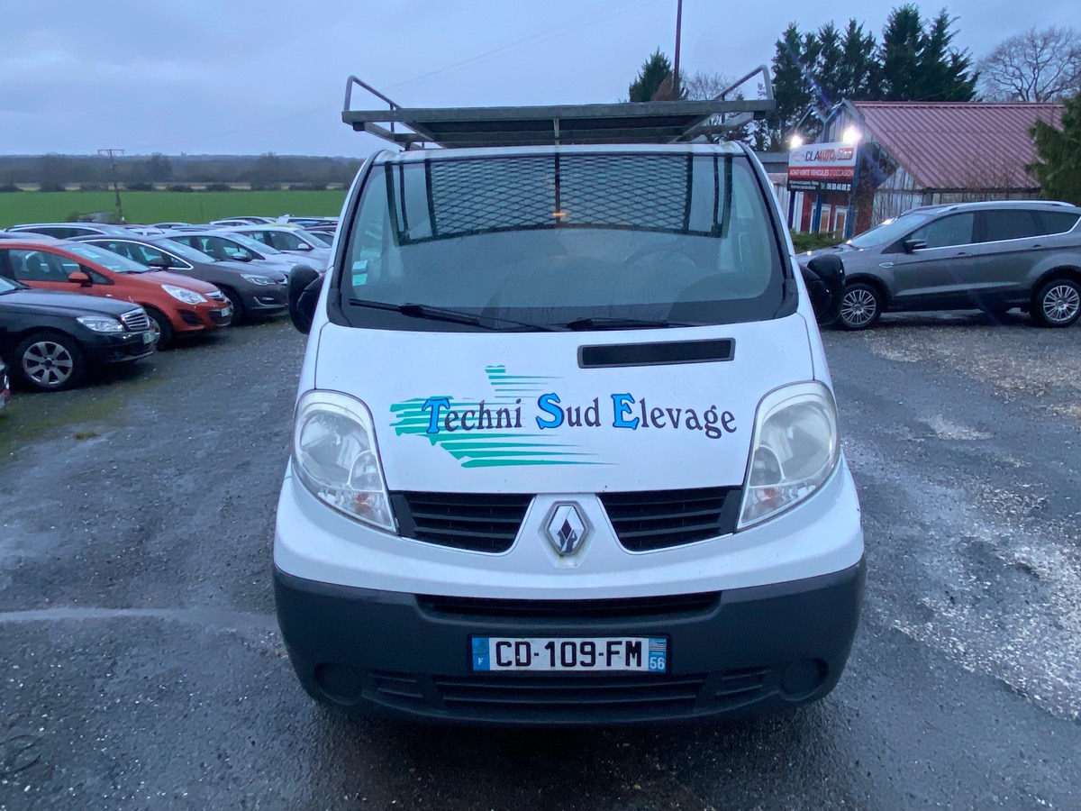 RENAULT Trafic 2.0 dci 90cv aménager bois 