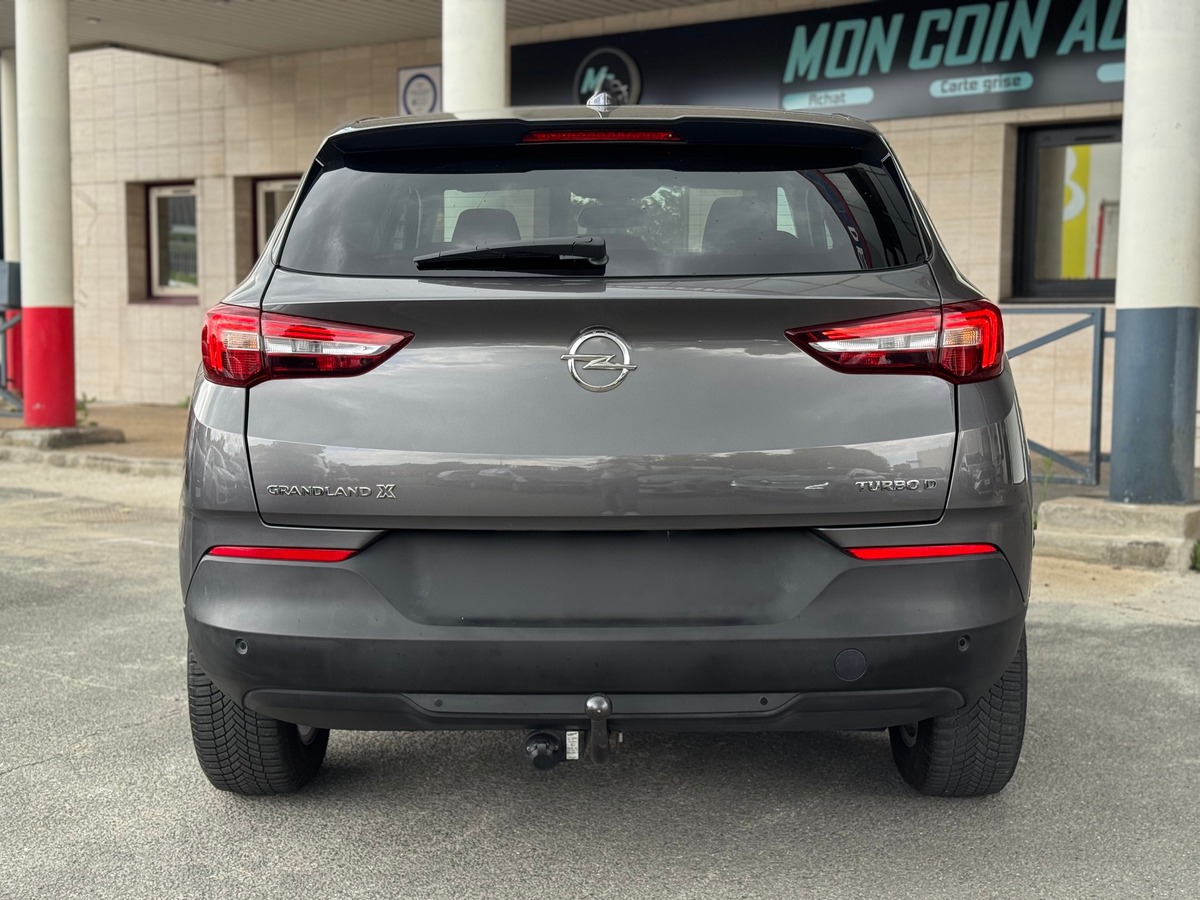 Opel Grandland X 1.5 CDTI EAT8 130 cv - Boîte auto - Apple Carplay / Androide Auto