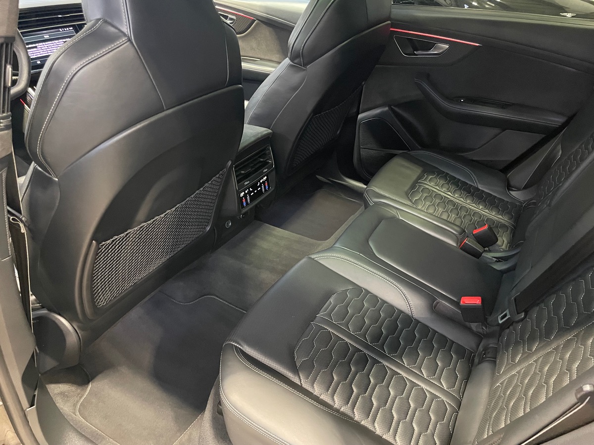 Audi RS Q8 4.0 TFSI 600 Quattro Tiptronic 8 FULL OPTIONS jj
