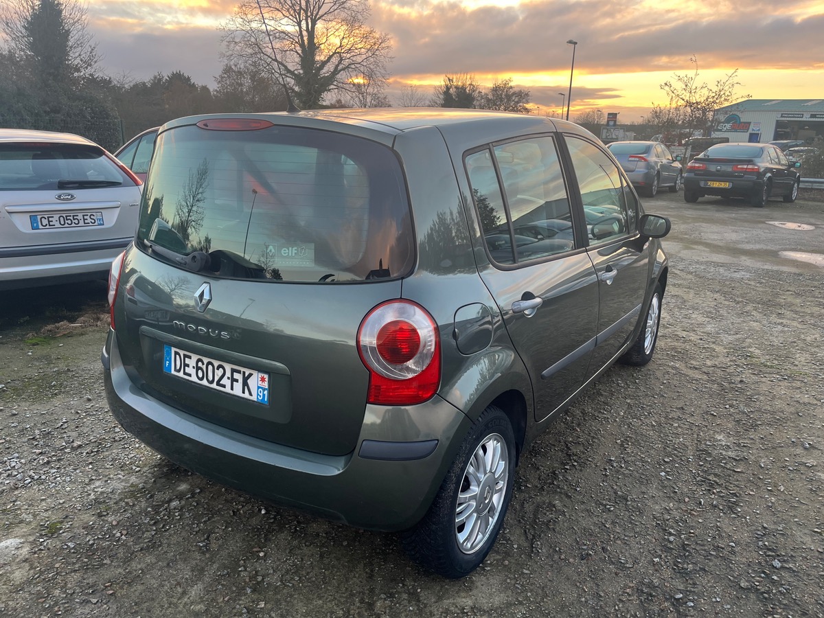 RENAULT Modus 1.5 dci 85 CH 165921KM
