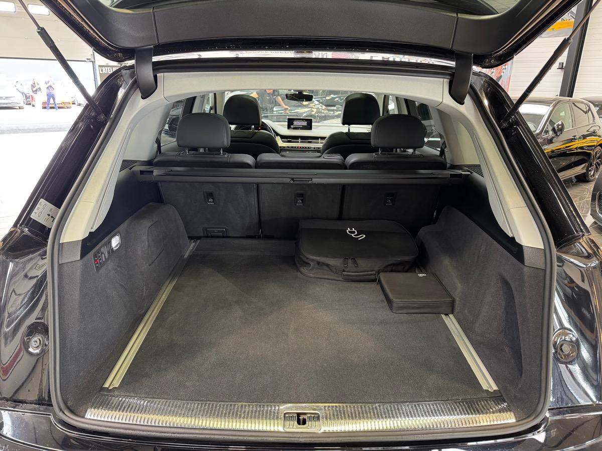 Audi Q7 3.0D TDI V6 E-TRON AVUS EXETENDED  373CV TIPTRONIC8 ATTELAGE/TO/BOSE/UHD D