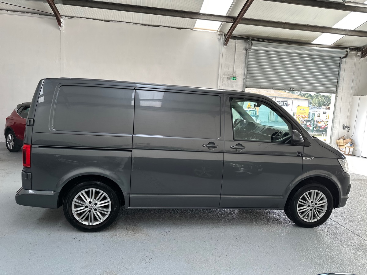 Volkswagen Transporter VI T6 2.0TDI 150 L1H1