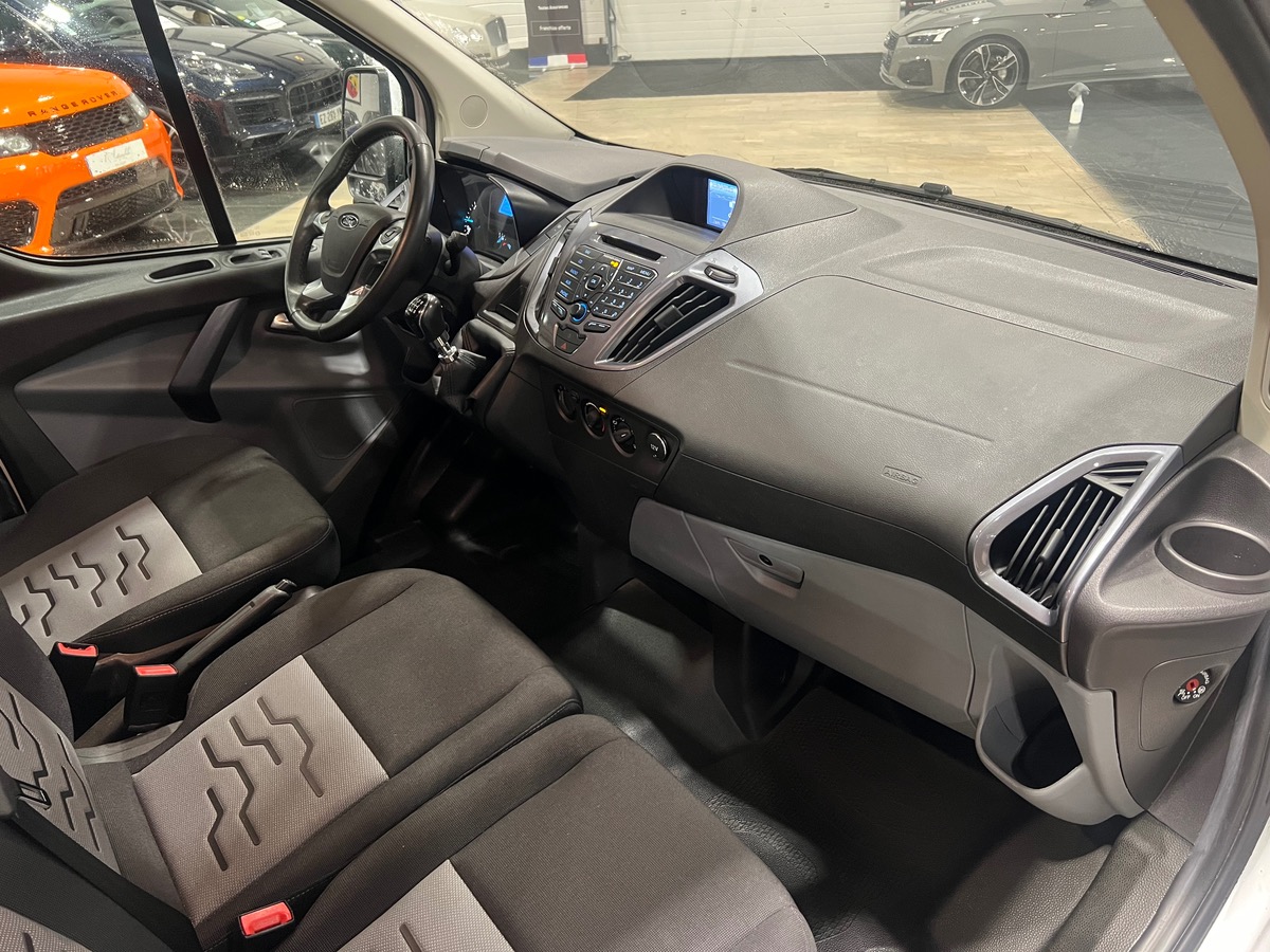 Ford Custom FOURGON L1H1 2.0 TDCI 130 LIMITED BV6