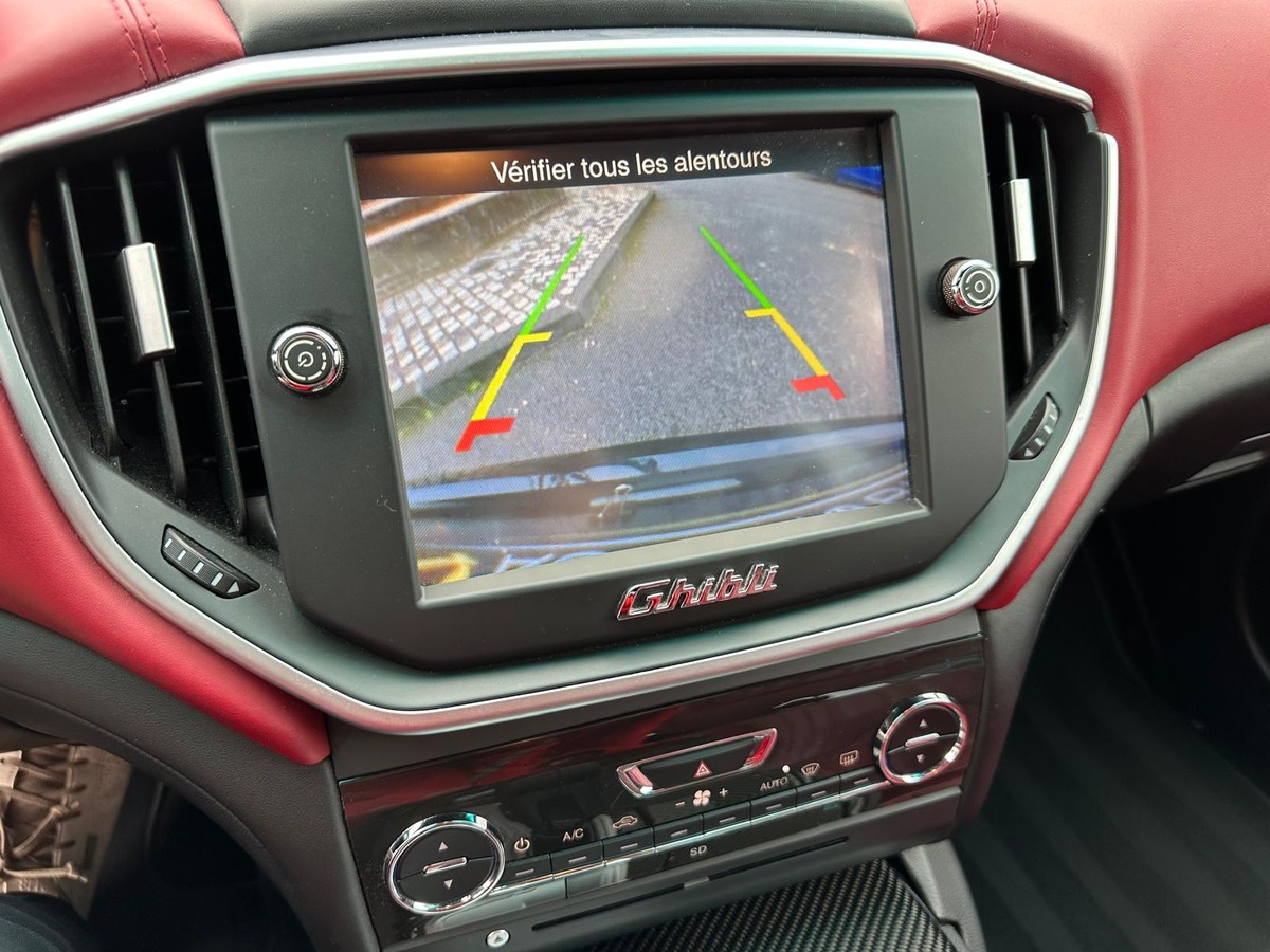 Maserati Ghibli 3.0 V6 diesel 275CV