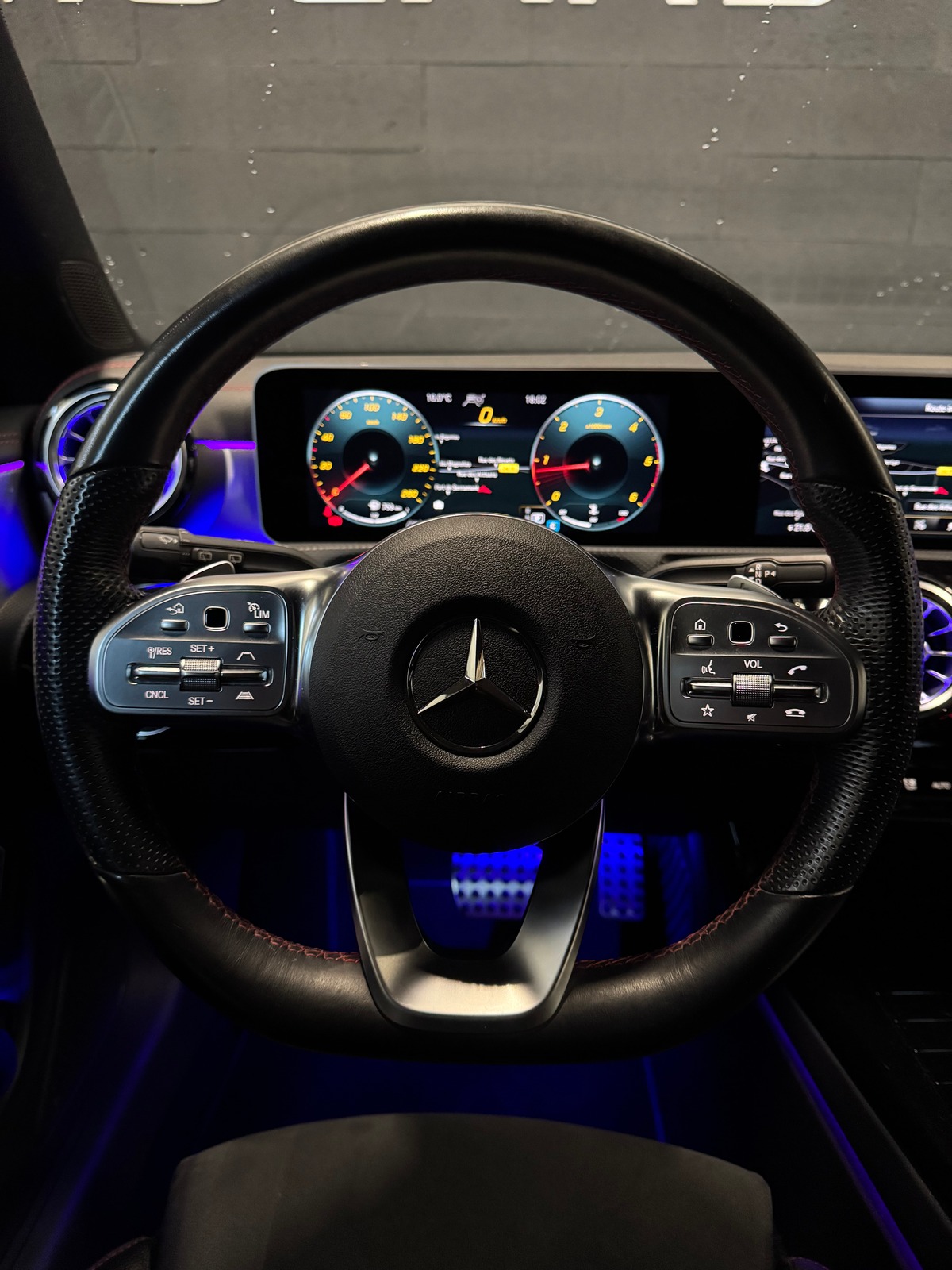 Mercedes-Benz CLA SHOOTING BRAKE 220D 2.0 190 AMG LINE