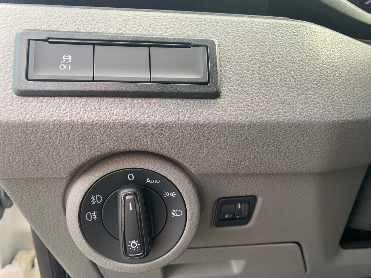 Volkswagen STYLEVAN DURBAN | Pack style | entretien constructeur | Pack stationnement |Première main
