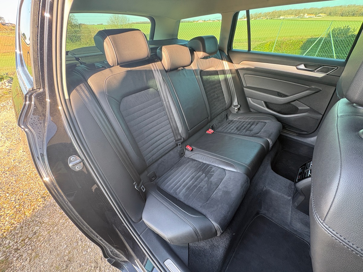 Volkswagen Passat Break 1.6 TDI 120 ch – Finition Carat