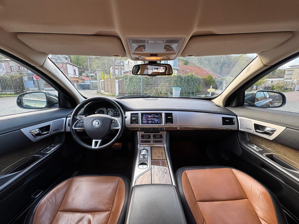 Jaguar XF 2.2D 200CV SPORTBRAKE LUXE - Garantie