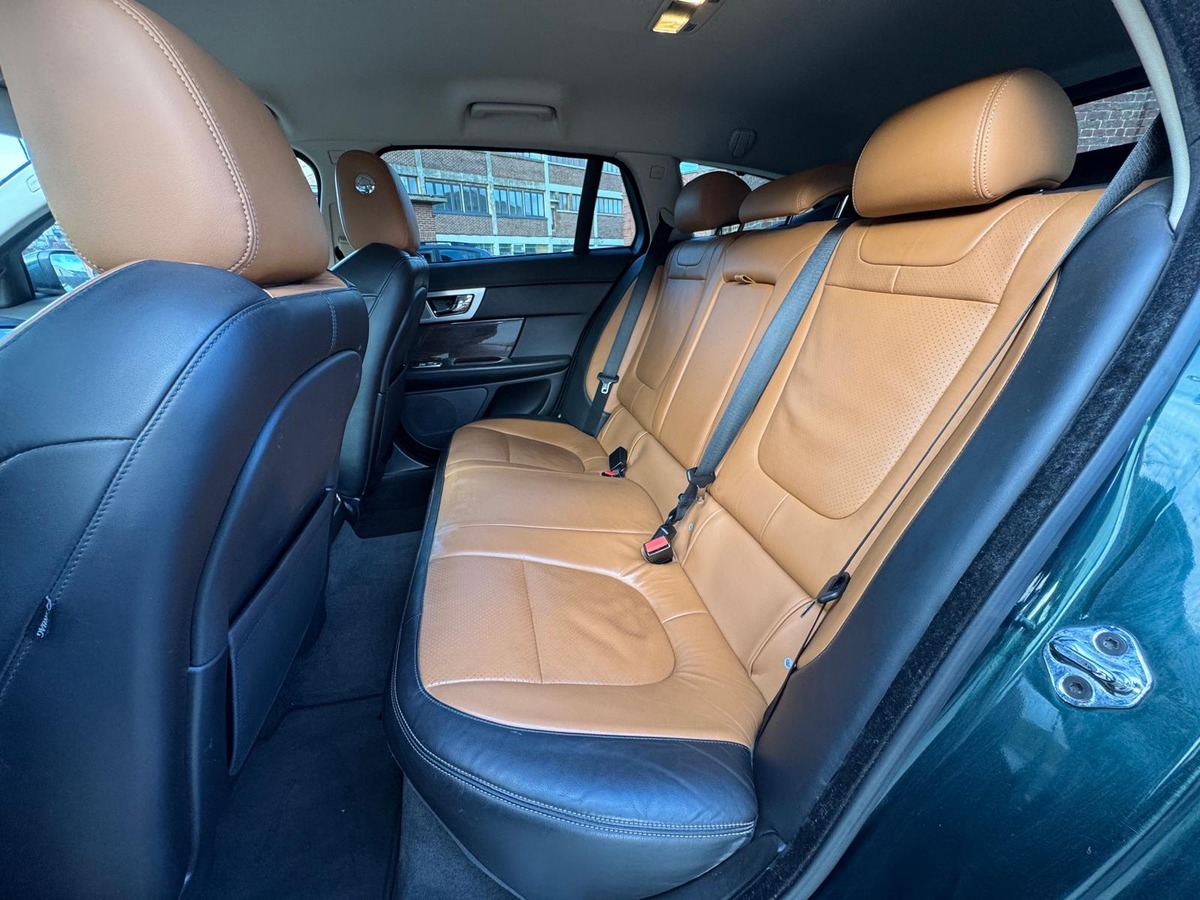 Jaguar XF 2.2D 200CV SPORTBRAKE LUXE - Garantie