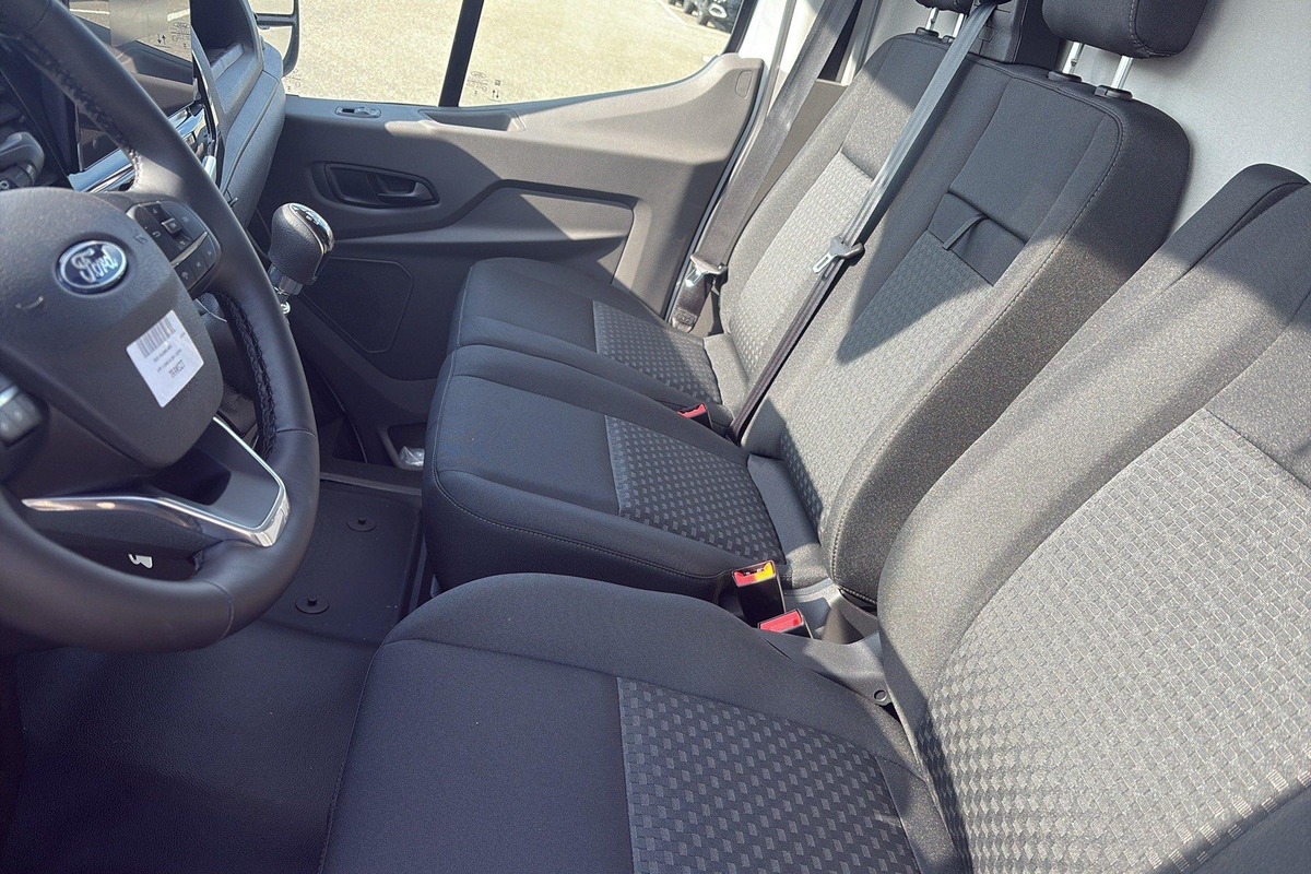 Ford TRANSIT Transit Fourgon T350 L3H2 2.0 ECOBLUE 130 S S TREND ( cles en mains )