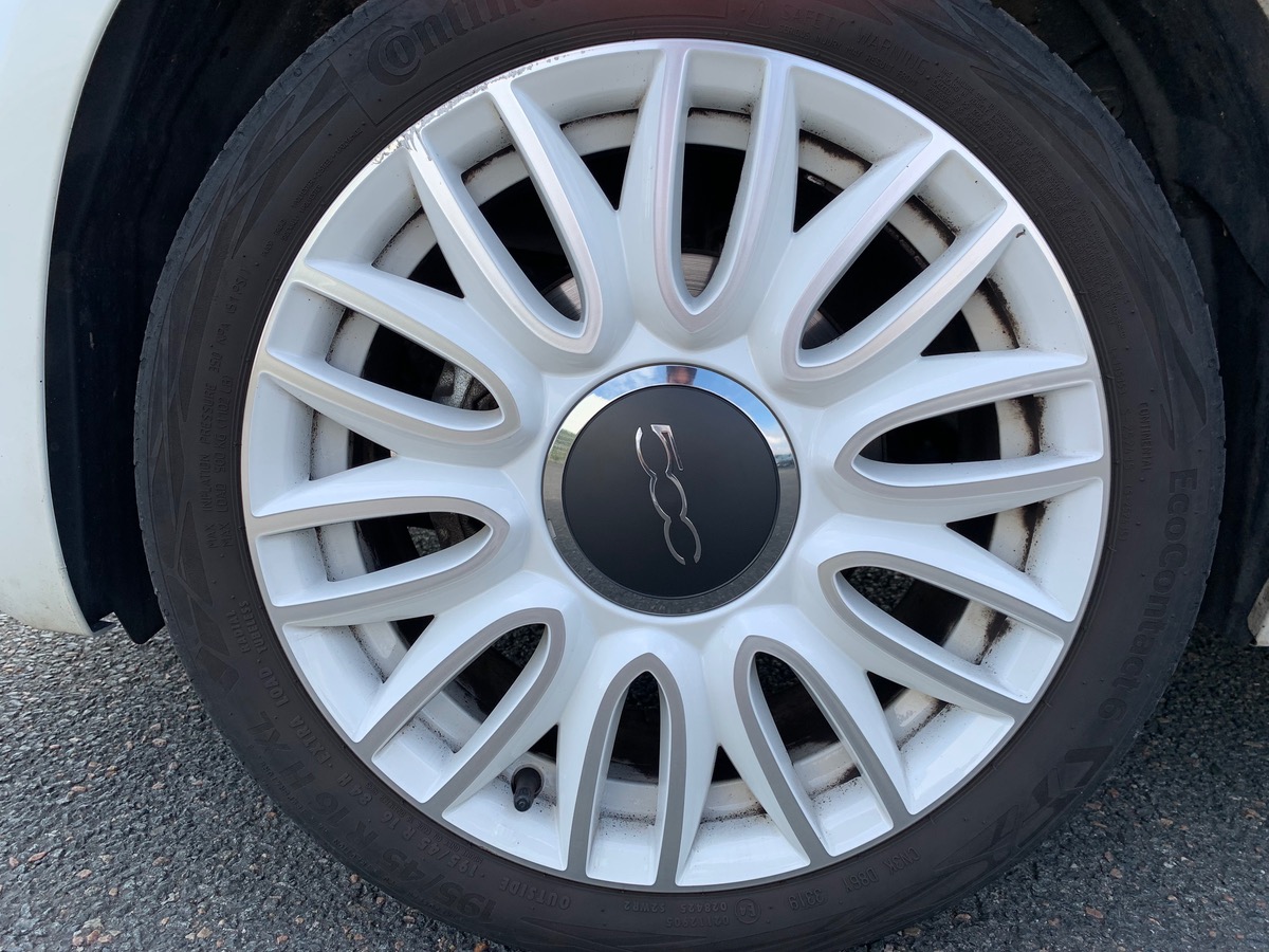 Fiat 500C 69 | DOLCEVITA | Apple Car play | Radar stationnement arriére | Feux de jour à LED