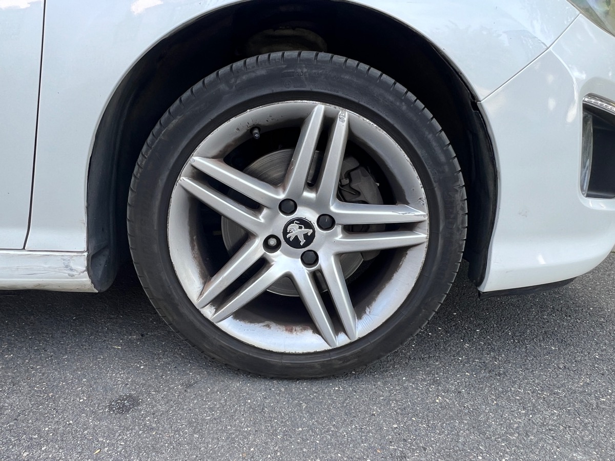 Peugeot 308 CC Feline 2.0 HDI 163 BVA