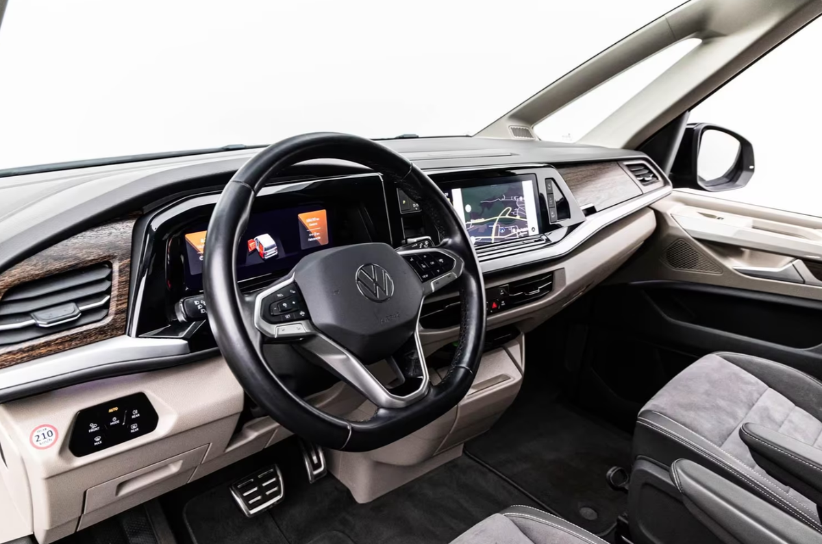 Volkswagen Multivan VII 1.4 eHybrid 218ch Style Court DSG6 - 7 places - Attelage