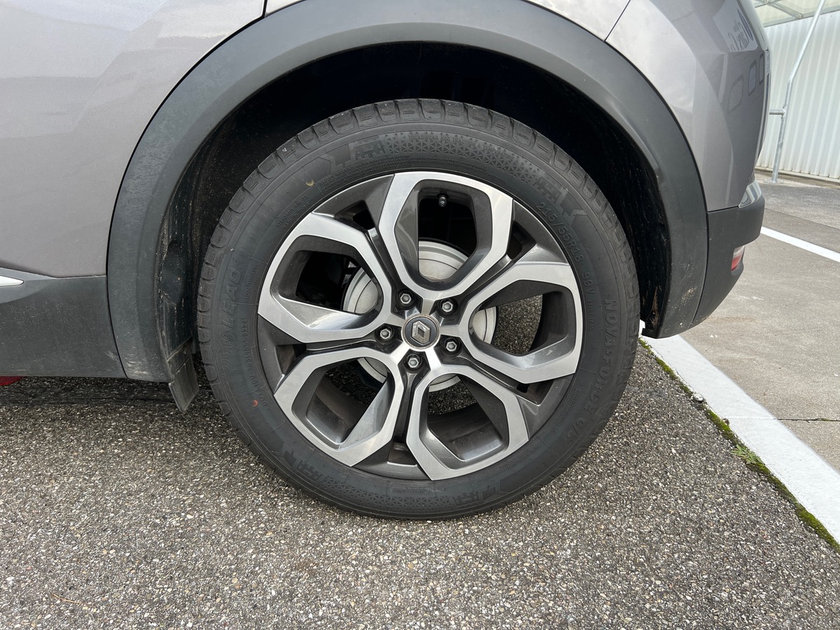 RENAULT Captur INTENS  90cv Tce, SUIVI COMPLET, CAMERA DE RECUL, GPS, CARPLAY