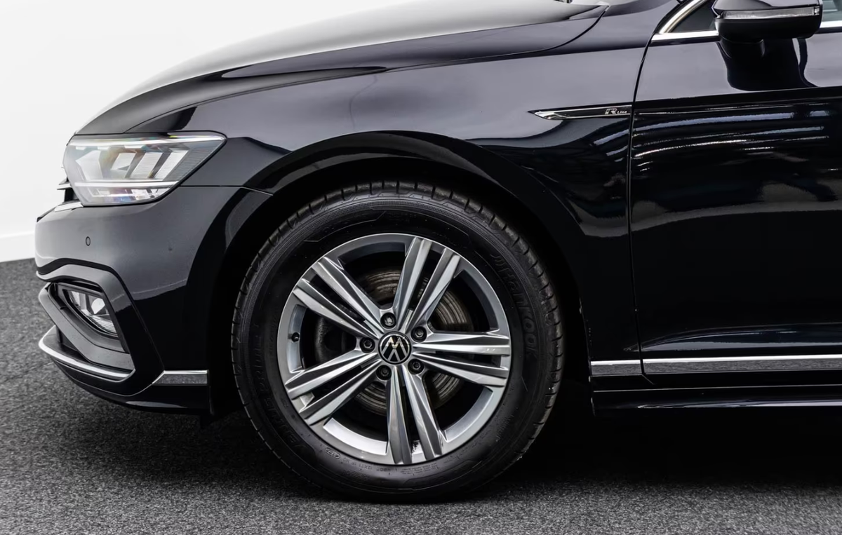 Volkswagen Passat SW VIII 2.0 TDI EVO 150ch R-Line DSG7