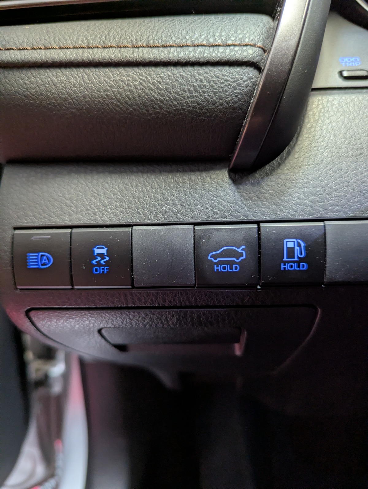 Toyota Camry 2.5 218h Design