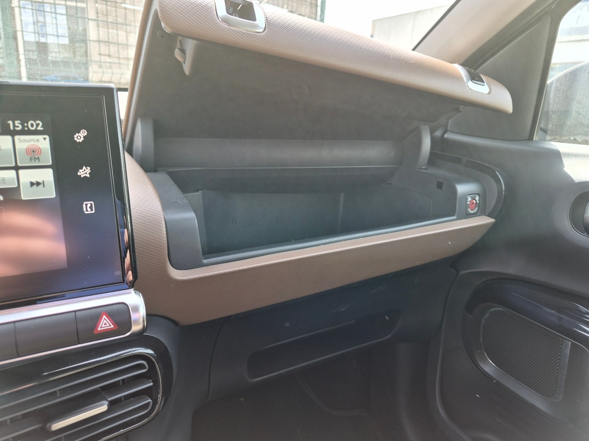 Citroën C4 Cactus 1.6 BHDI 100 SHINE ETG6