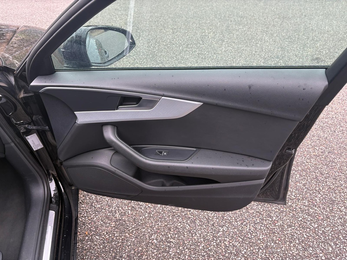 Audi A4 Quattro - 2.0 TDI - Design Luxe