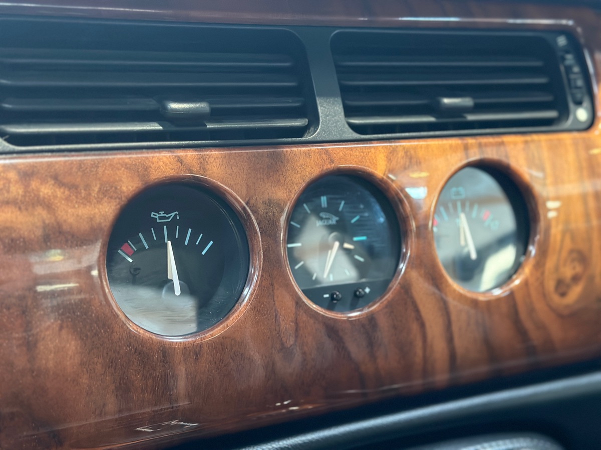 Jaguar XK8 Coupe 4.0l V8