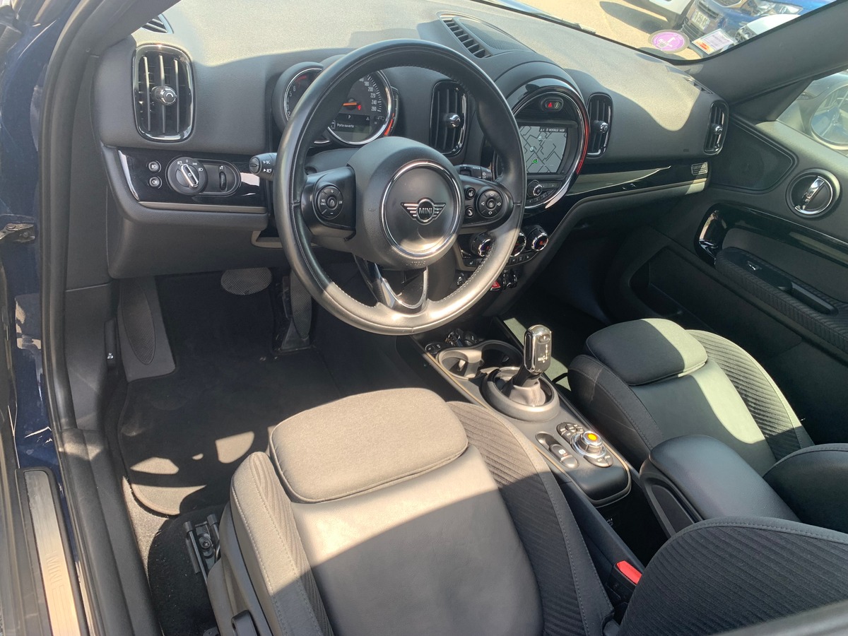 Mini Countryman 136 | Oakwood | Toit ouvrant panoramique | Caméra de recul | Siéges chauffants | GPS
