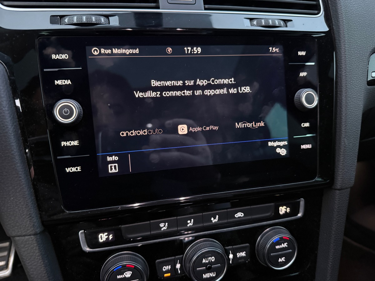 Volkswagen Golf 1.5 TSI R-LINE - STAGE 1